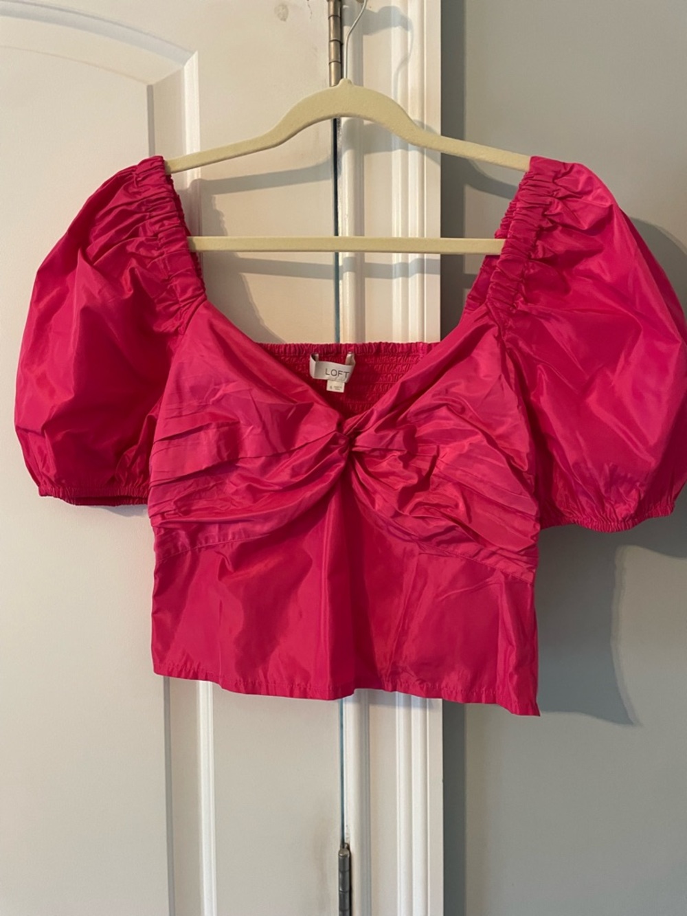 LOFT Fuchsia Puff-Sleeve Twist-Front Crop Top